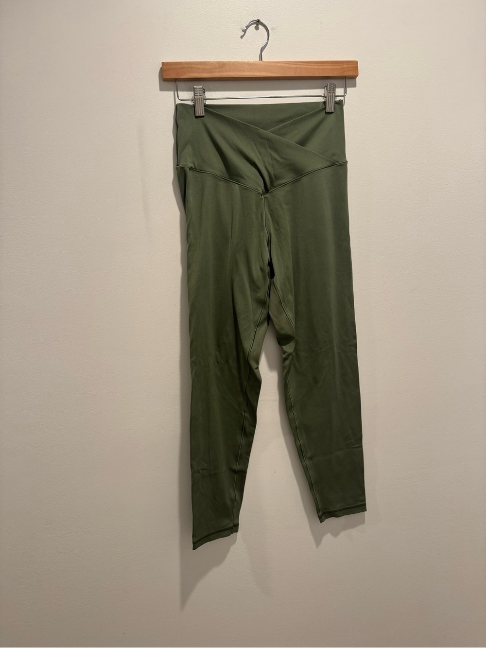 Offline By Aerie Real Me Crossover 7/8 leggings
